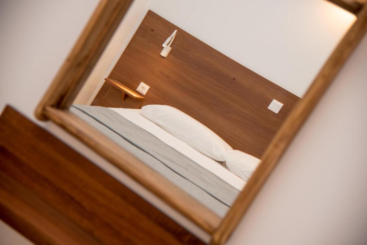 Heliades Suites Panteli Bagian luar foto