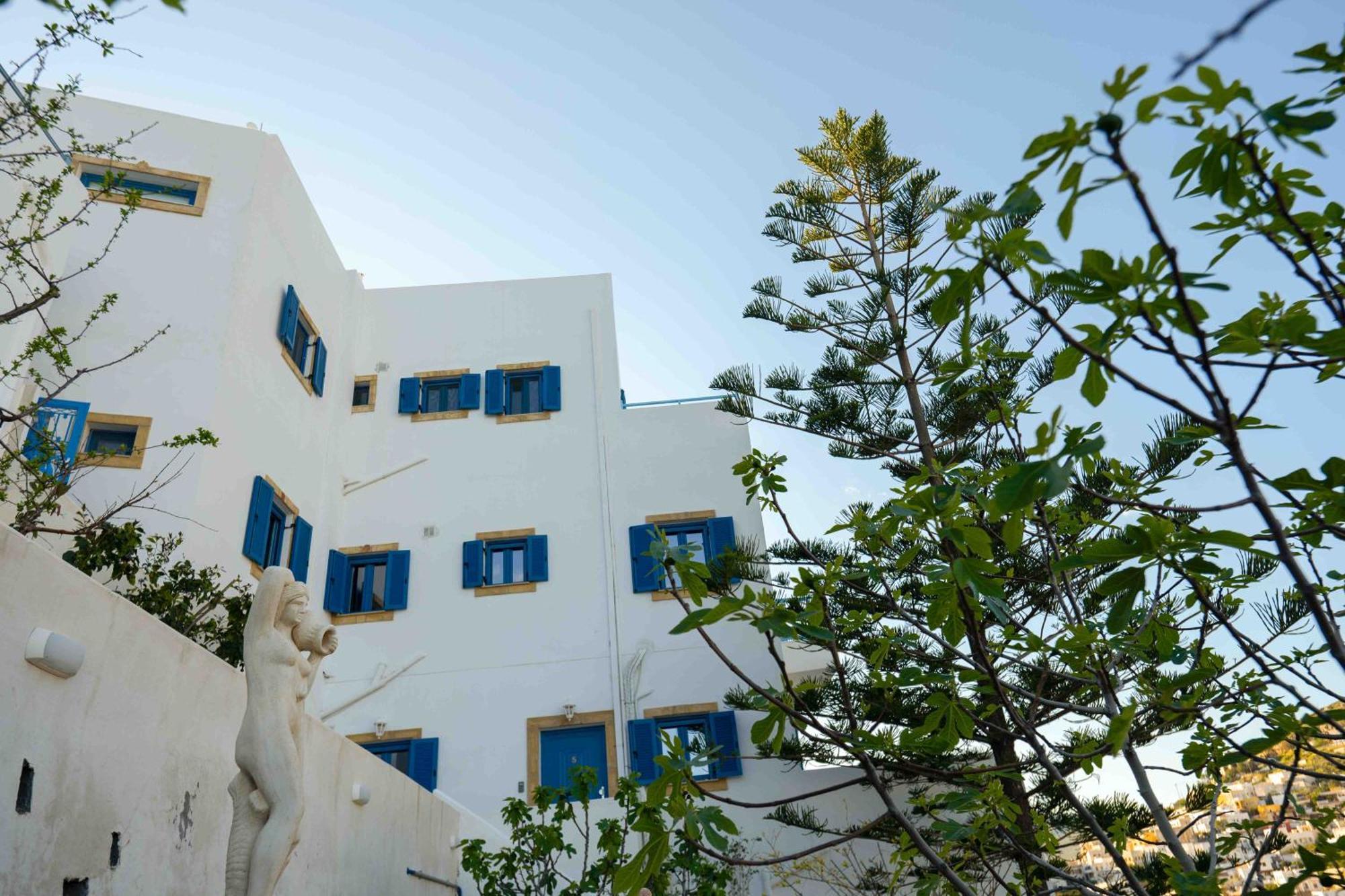 Heliades Suites Panteli Bagian luar foto