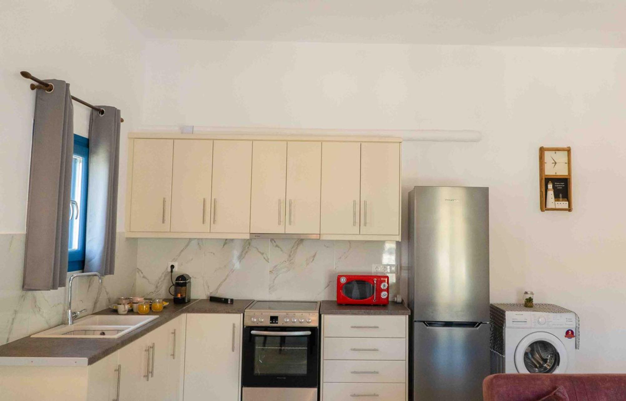 Heliades Suites Panteli Bagian luar foto