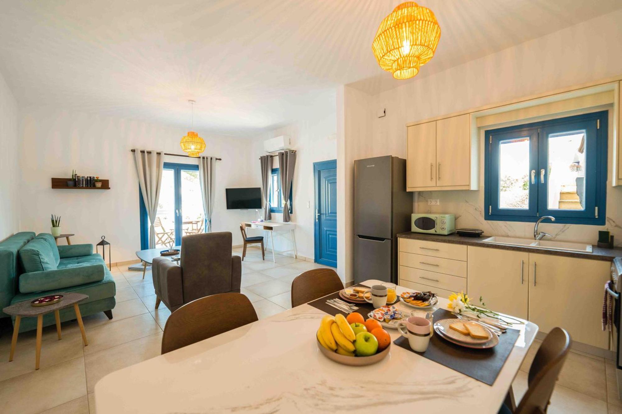 Heliades Suites Panteli Bagian luar foto