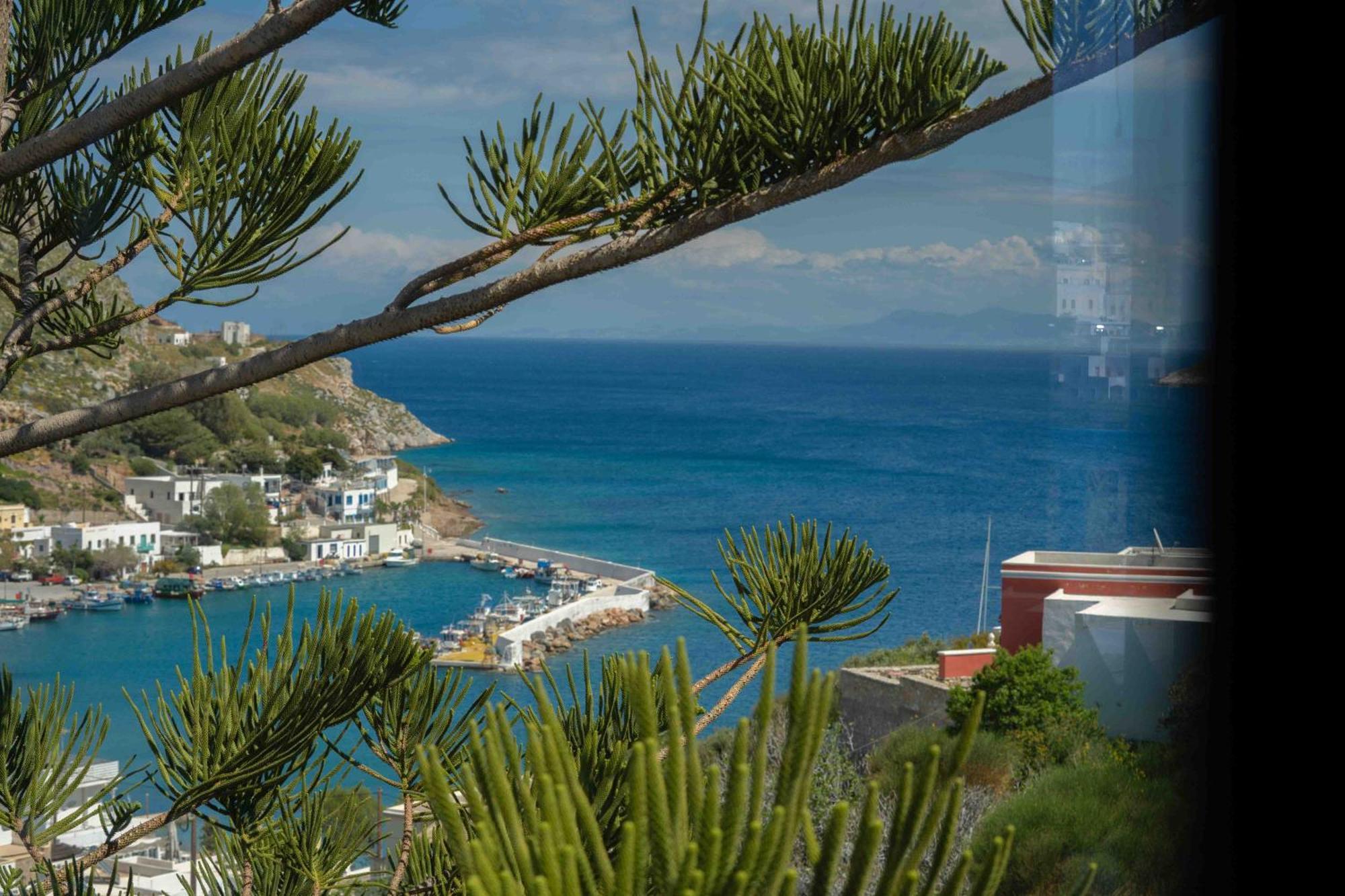 Heliades Suites Panteli Bagian luar foto