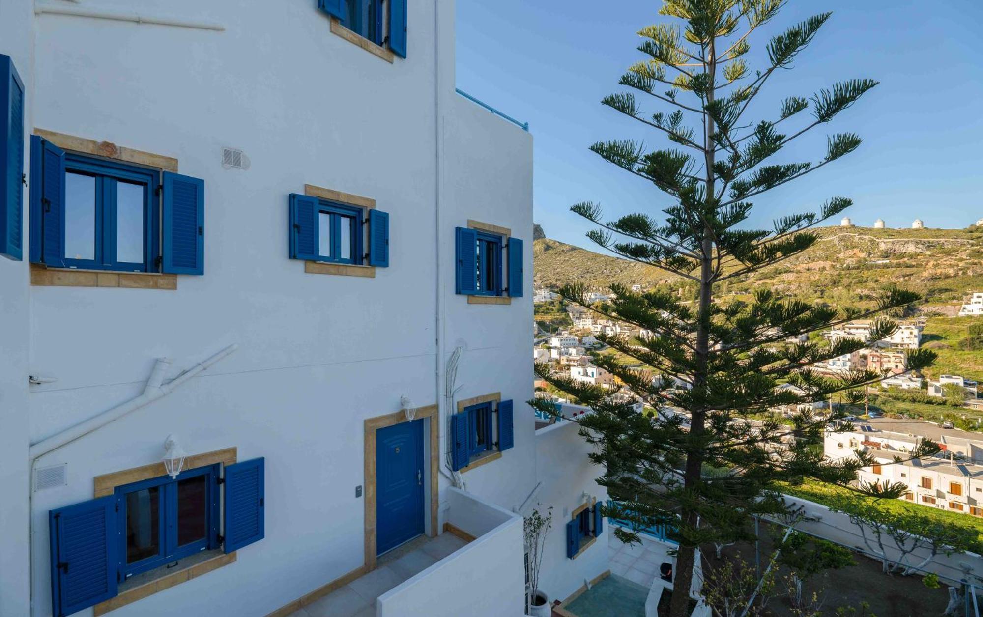Heliades Suites Panteli Bagian luar foto
