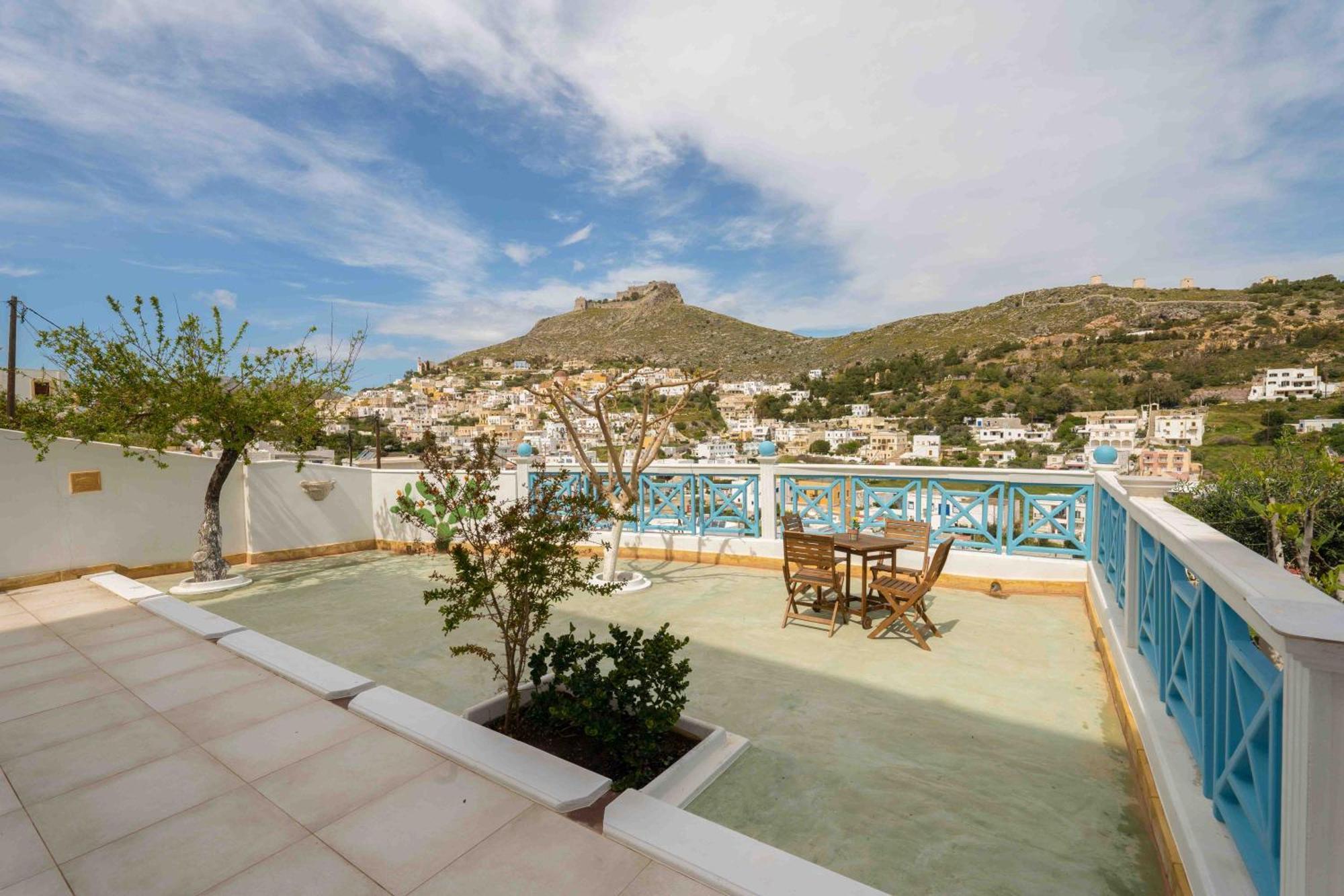 Heliades Suites Panteli Bagian luar foto