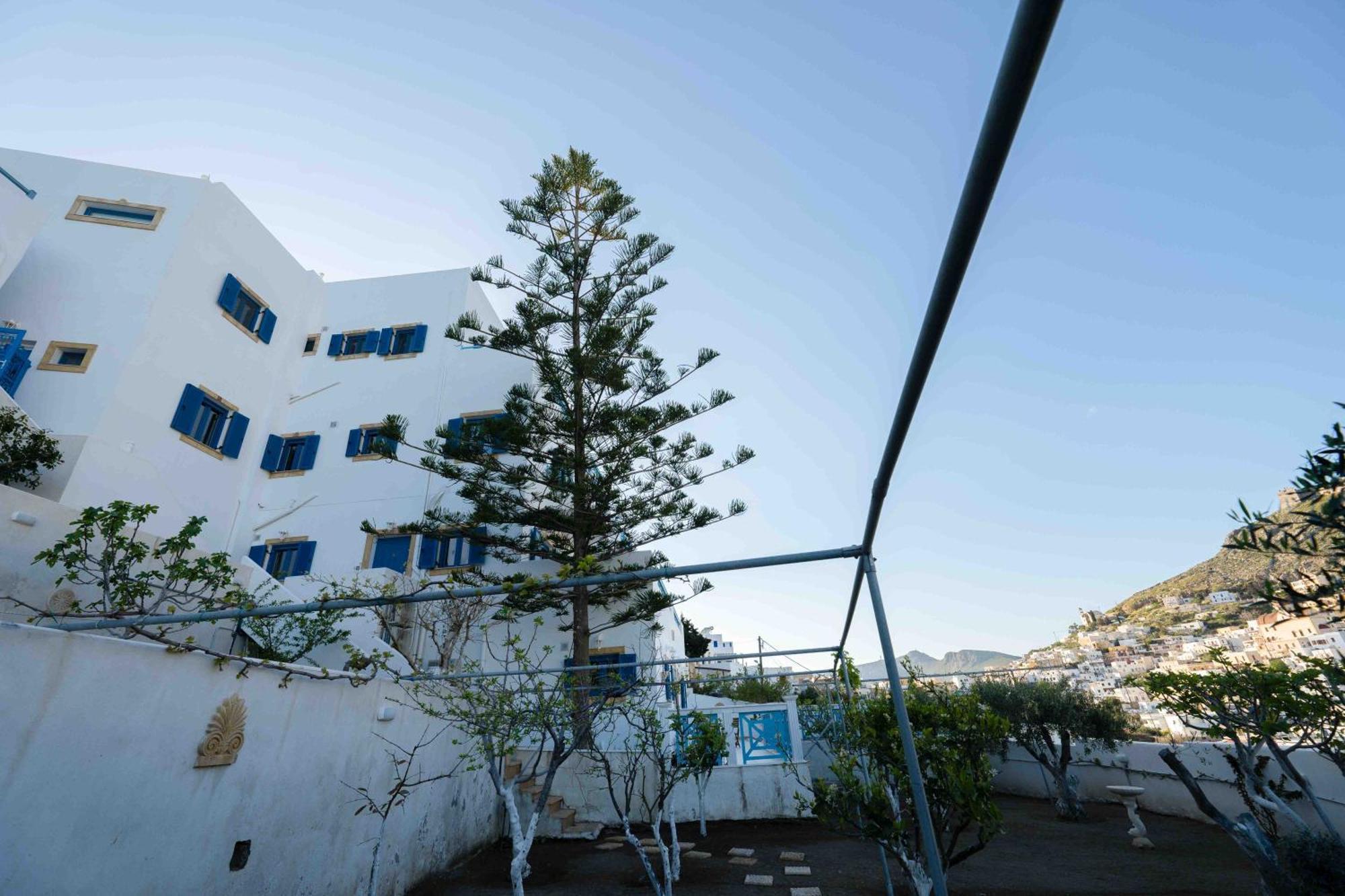 Heliades Suites Panteli Bagian luar foto