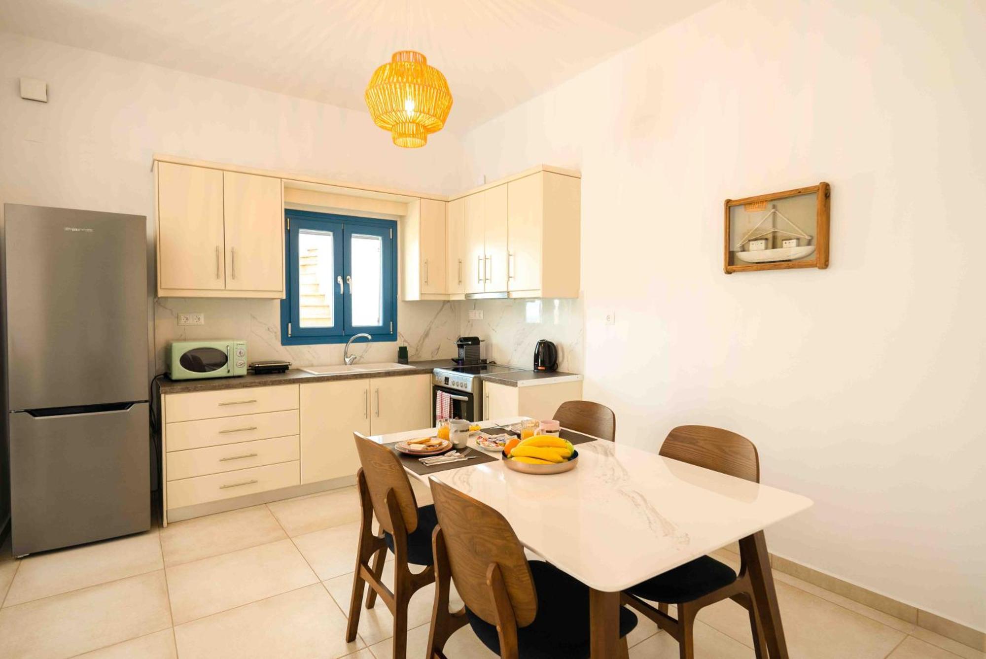 Heliades Suites Panteli Bagian luar foto