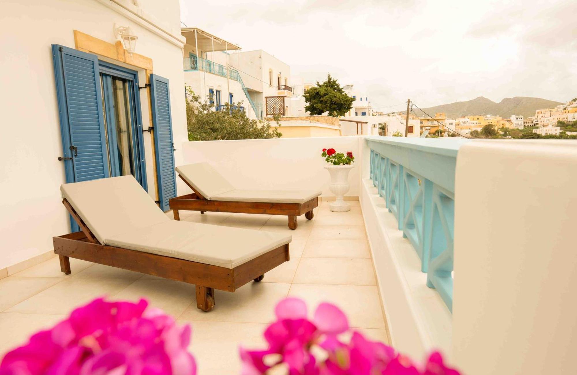 Heliades Suites Panteli Bagian luar foto