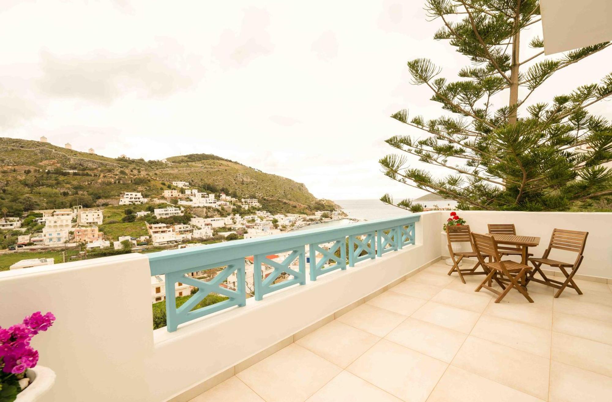 Heliades Suites Panteli Bagian luar foto