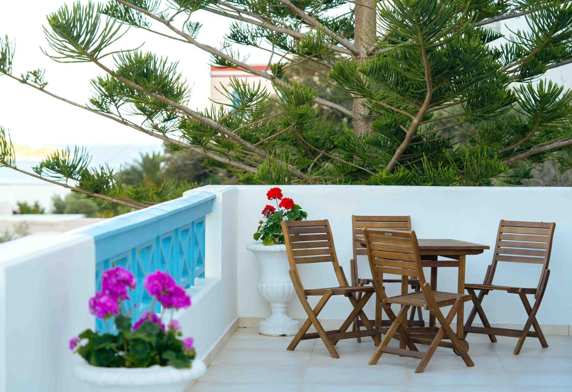 Heliades Suites Panteli Bagian luar foto